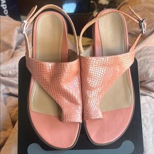 Vionic Women's Peach Snake-Pattern Sandals